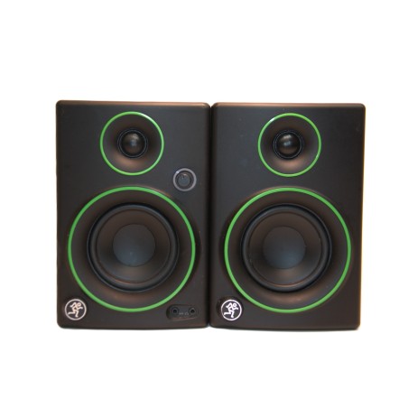 LUIDSPREKERS POWERED SPEAKER