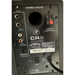 LUIDSPREKERS POWERED SPEAKER